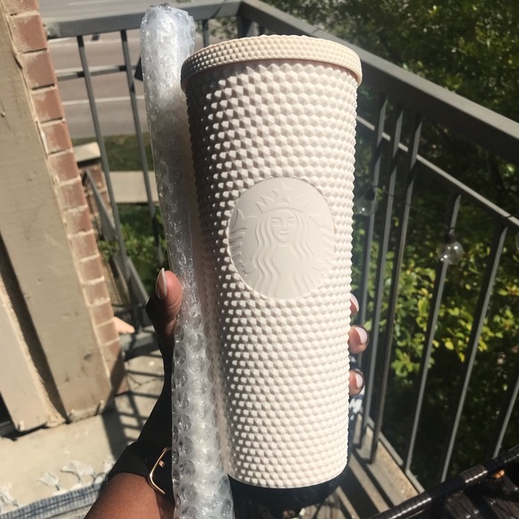 🤍Starbucks Matte White Studded🤍